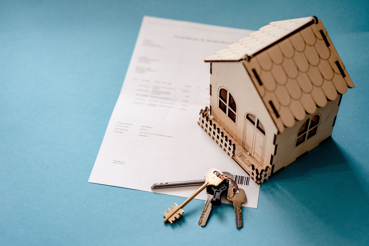 oleksandrpidvalnyi-real-estate-6688945_1280 https://pixabay.com/fr/photos/immobilier-laccession-%C3%A0-la-propri%C3%A9t%C3%A9-6688945/